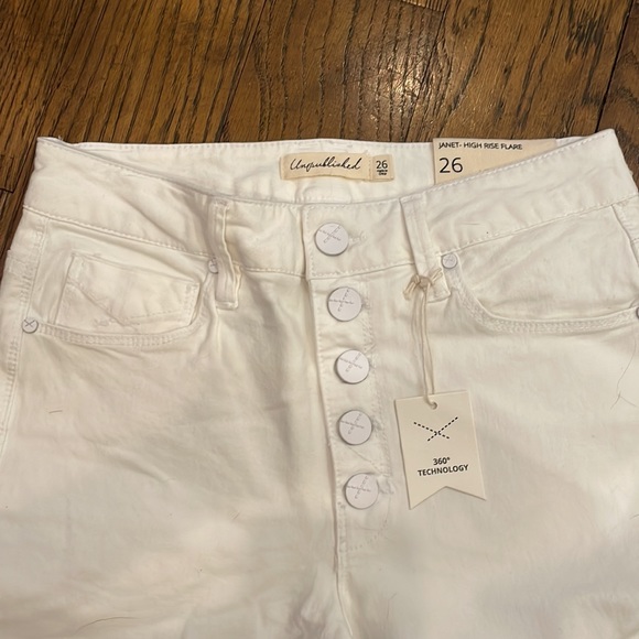 Unpublished (brand name) Janet High Rise Flare (style name) - White - Picture 4 of 4